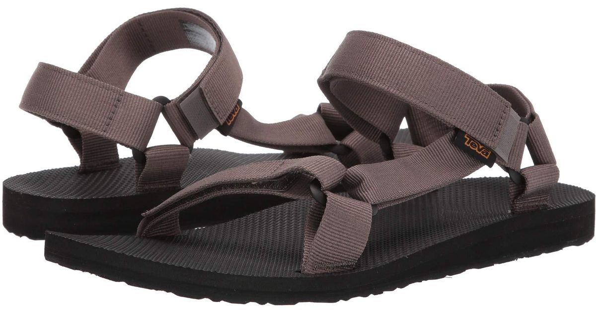 teva original universal suede