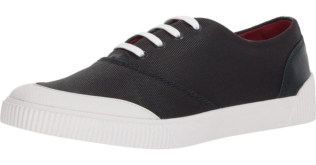 boss zero tennis trainer