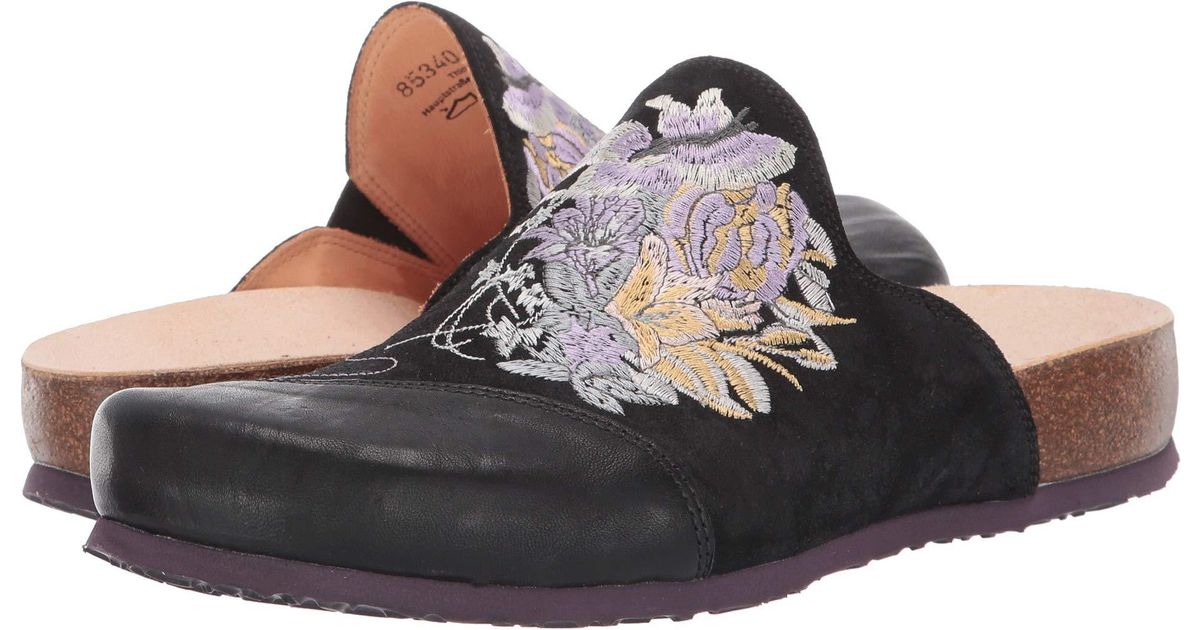 think julia clog
