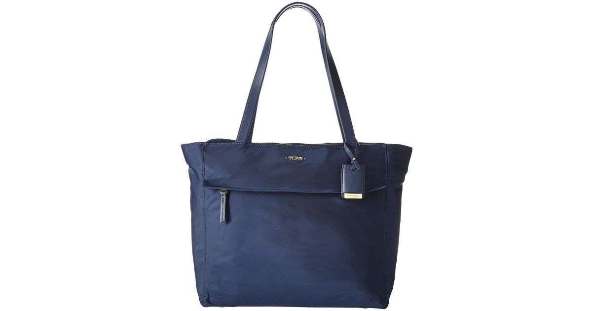 tumi m tote