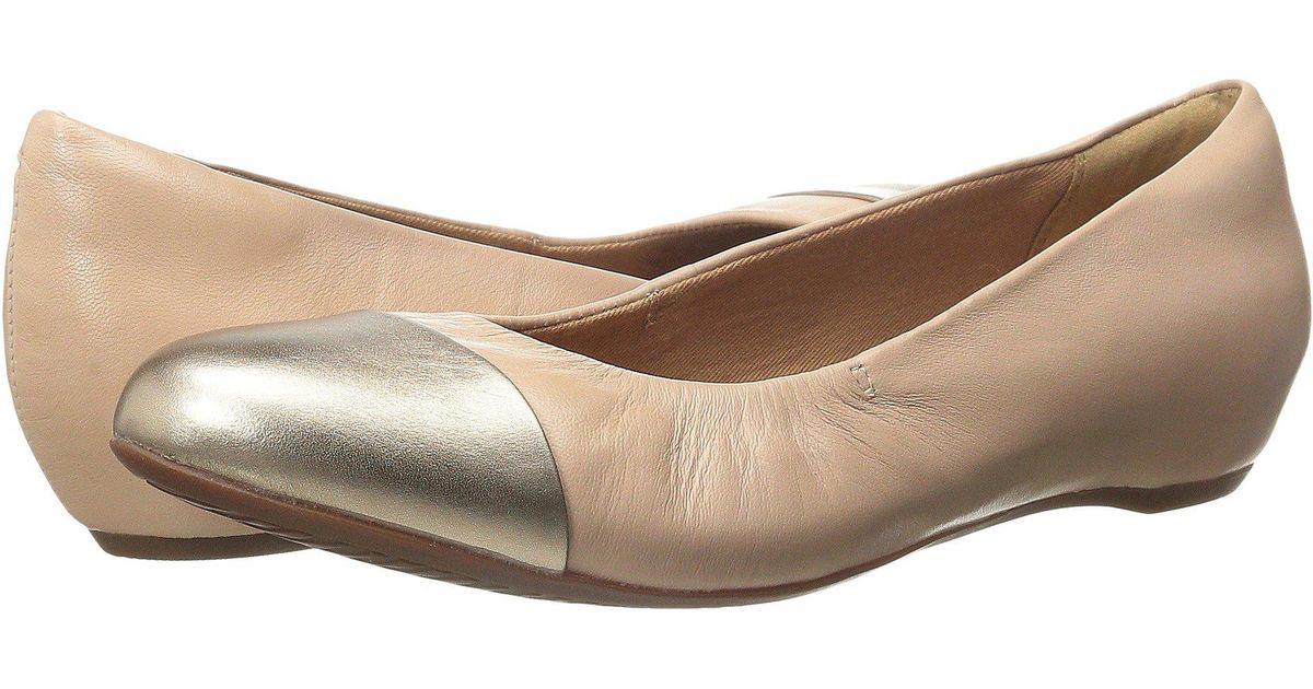 Clarks Leather Alitay Susan in Nude 