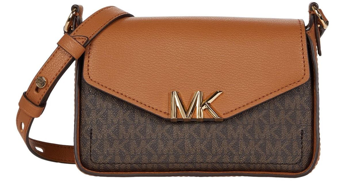 MICHAEL Michael Kors Sylvia Small Flap Messenger in Brown Lyst