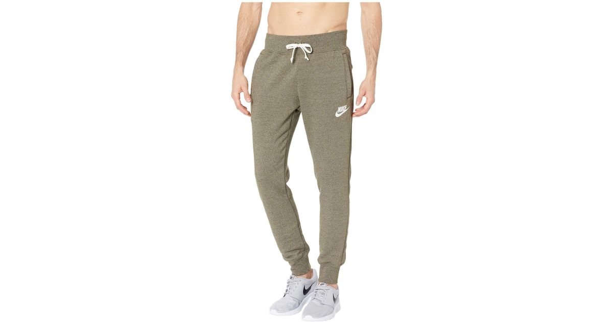nike heritage jogger pants