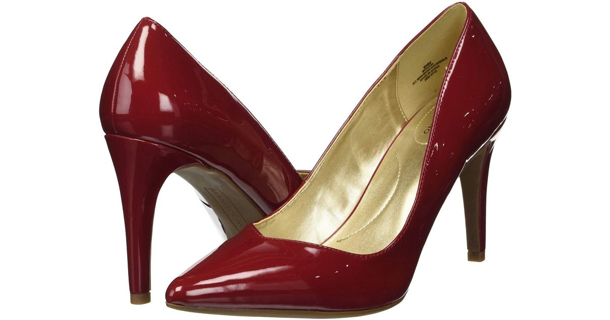 bandolino red heels