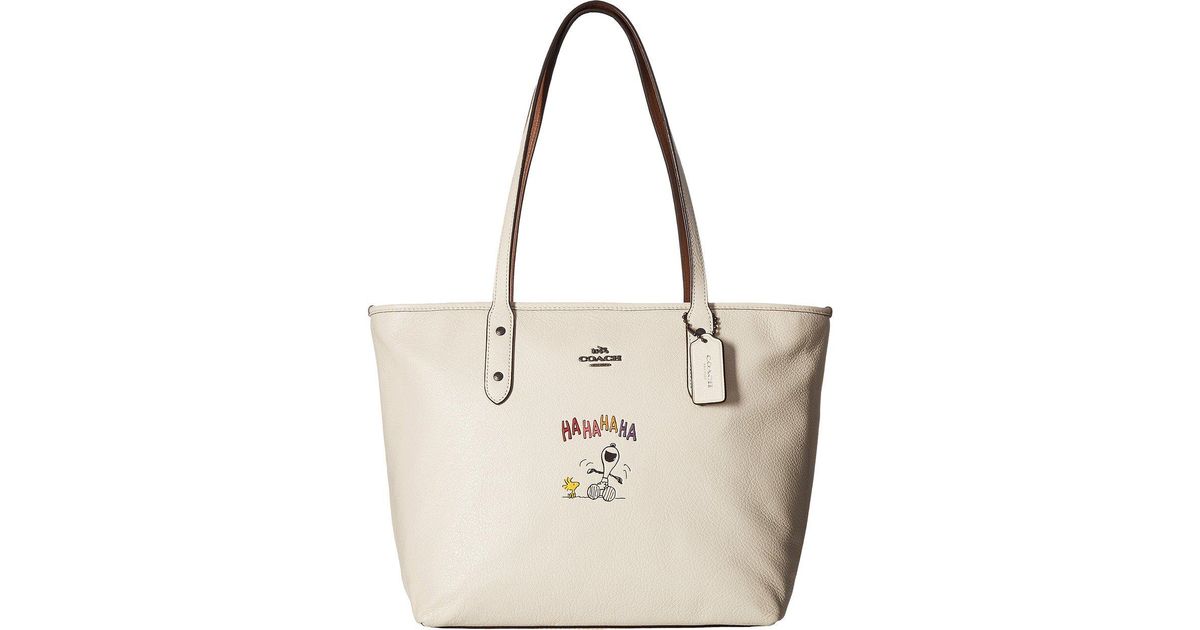 COACH Leather Snoopy City Zip Tote - Lyst