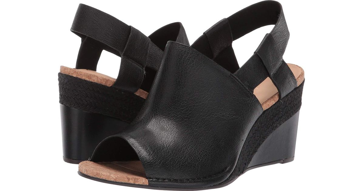 clarks black wedge shoes