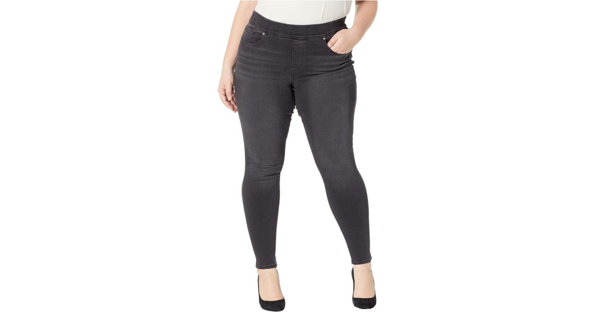 black levis for women