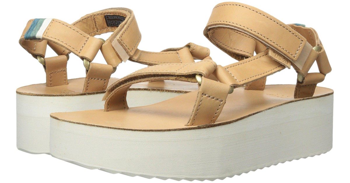 teva flatform tan