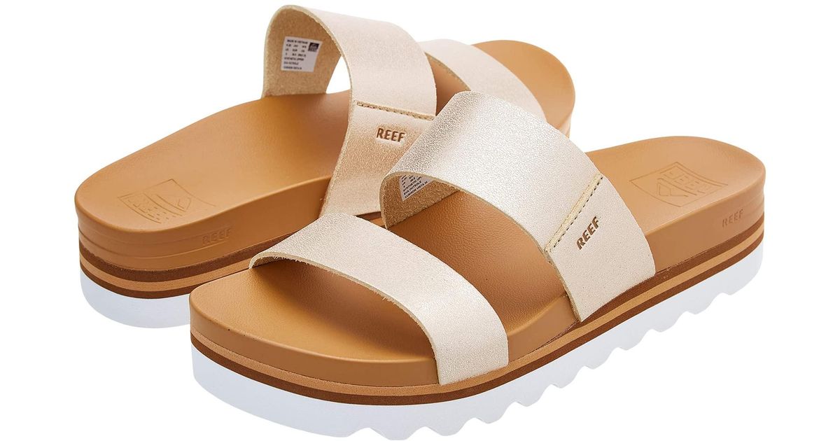 Reef Cushion Vista Hi in Gold (Metallic) | Lyst