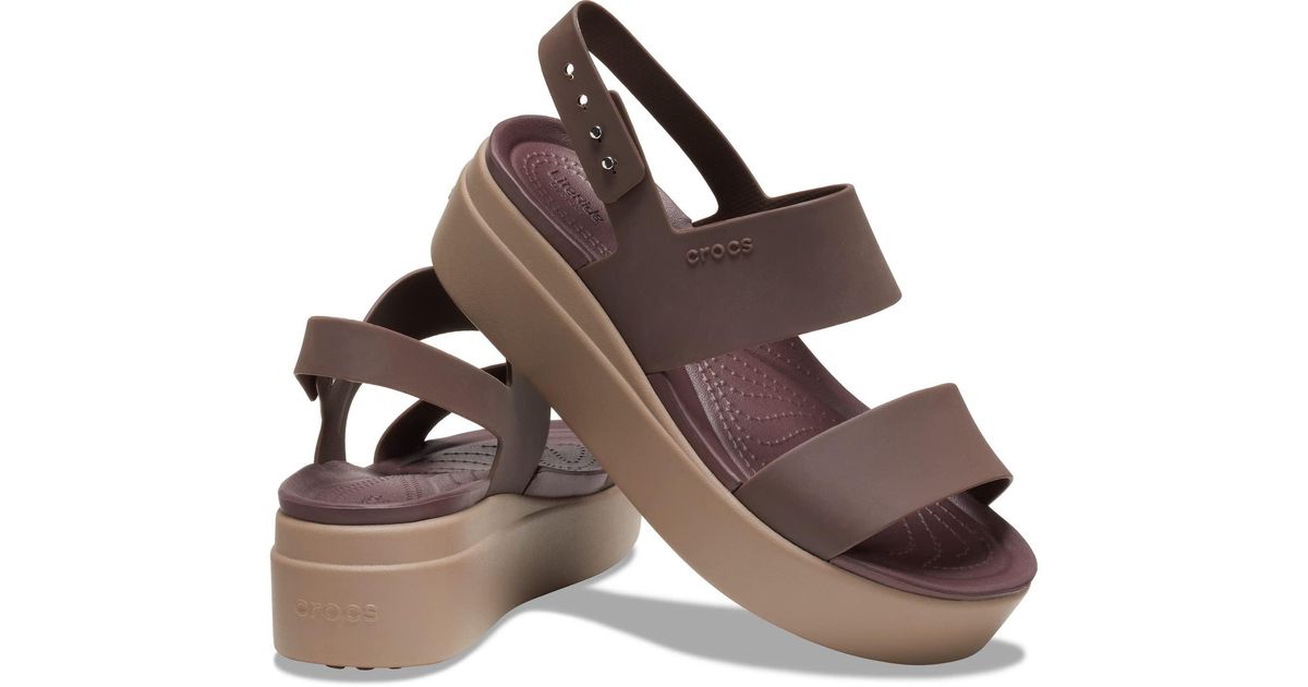 Crocs™ Brooklyn Low Wedge in Natural | Lyst