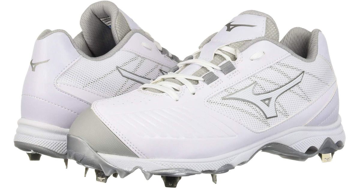 mizuno 9 spike swift 4