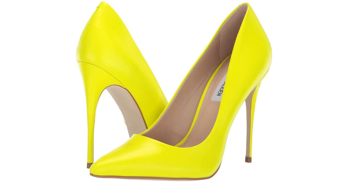 daisie lime steve madden