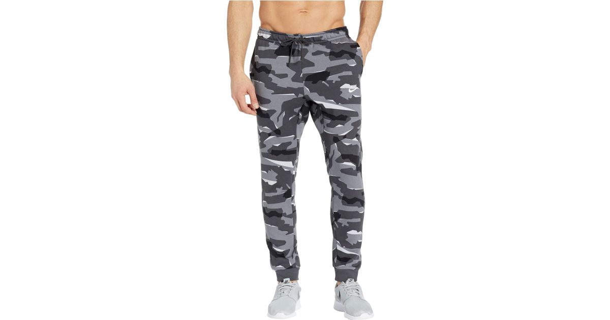 Metro inyectar Calor Nike Sportswear Club Camo Joggers in Gray for Men | Lyst
