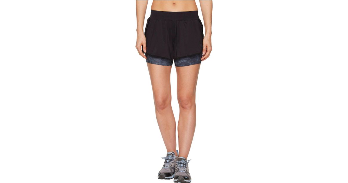 north face 2 in 1 shorts