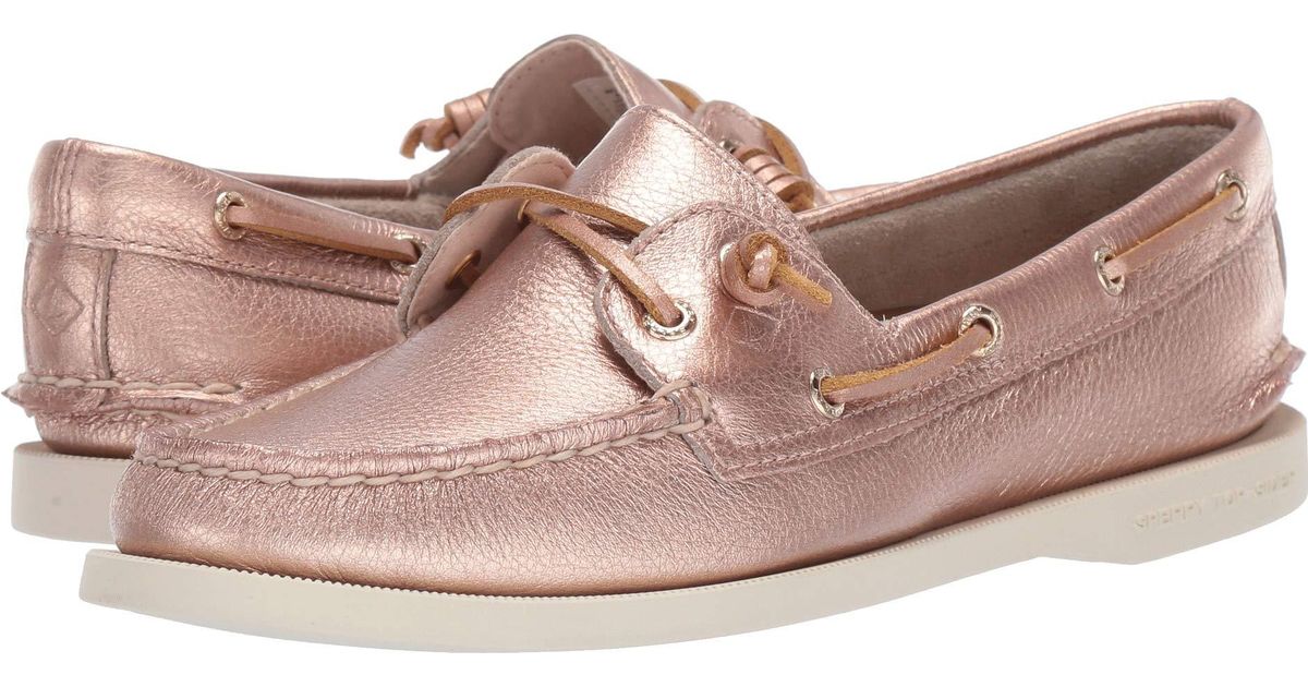 rose gold metallic sperry