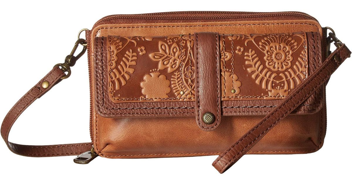 The Sak Sequoia Extra Large Smartphone Crossbody 2024 favors