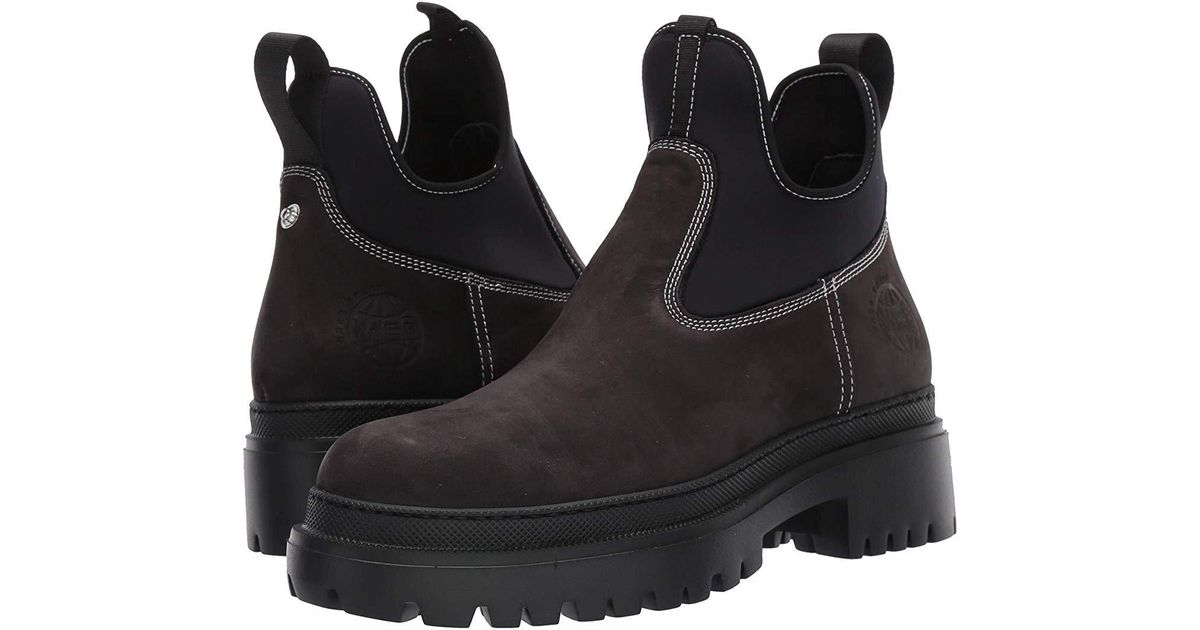 mcq boots