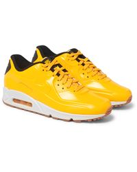 men yellow nikes