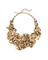 Oscar de la Renta | Metallic Rose Petal Collar Necklace | Lyst