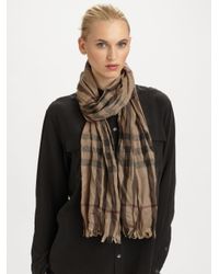 Burberry Crinkle Check Cashmere Scarf in Brown - Lyst