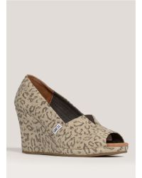 toms wedges natural