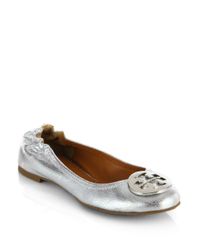 Tory Burch | Reva Metallic Leather Ballerina, Pewter | Lyst