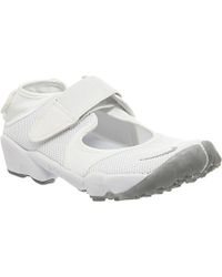 mens nike air rift trainers