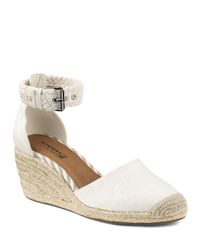 closed toe espadrilles low heel