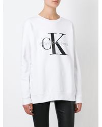 Calvin Klein Logo Sweatshirt in White - Lyst
