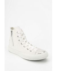 white glitter converse high tops