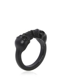 Alexander McQueen | Black Twin Skulls Enameled Ring for Men | Lyst