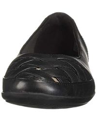 clarks gracelin maze leather flat