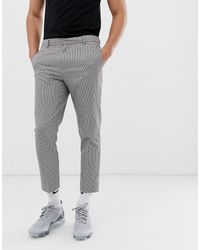 black slim cropped trousers