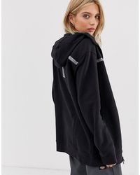 92 Rage di The North Face in Black