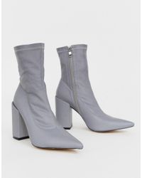 Botines de tacón con rayo reflectante Public Desire de Tejido sintético de  color Gris | Lyst