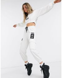 Bershka Cotton Utility Oversized jogger in Cream (White) | Lyst
