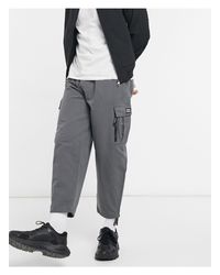 Pantaloni cargo corti grigi da Uomo di Bershka in Grigio | Lyst