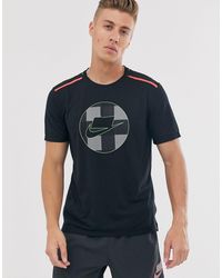 nike run wild t shirt