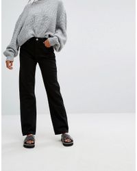 black cropped mom jeans