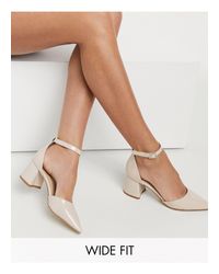Scarpe pianta larga a punta beige con tacco medio largo di Simply Be in  Neutro | Lyst