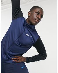 nike running wild run pacer half zip top in black