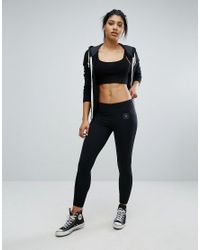 leggings and converse