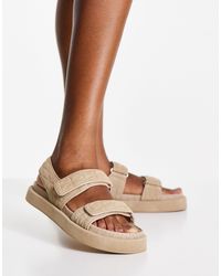 mango sandales plates