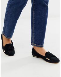 Office Flannery - Suede Platte Loafers Met Strik En Gesp in het Zwart - Lyst