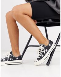 Converse Chuck Taylor All Star Leather + Fur Hi (Bruin) - Sneakers chez  Sarenza (310711)