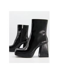 bottines noires pull and bear