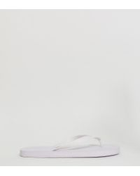 wide fit flip flops mens