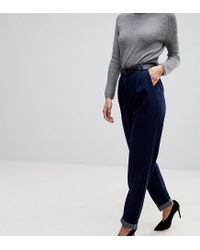 tapered jeans with curved seams