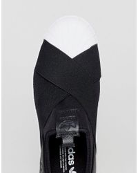 superstar slip on black