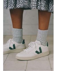 V12 Extra-White Cyprus | Veja | Epitome
